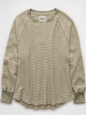 American Eagle Outfitters Olive Green Waffle Knit V-Neck Sweater